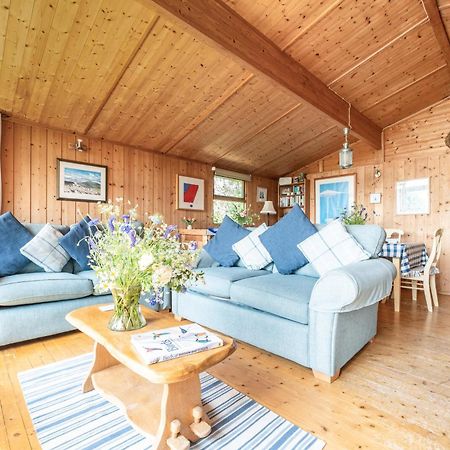 Scandinavian Style Lodge In Rock Wadebridge Eksteriør bilde