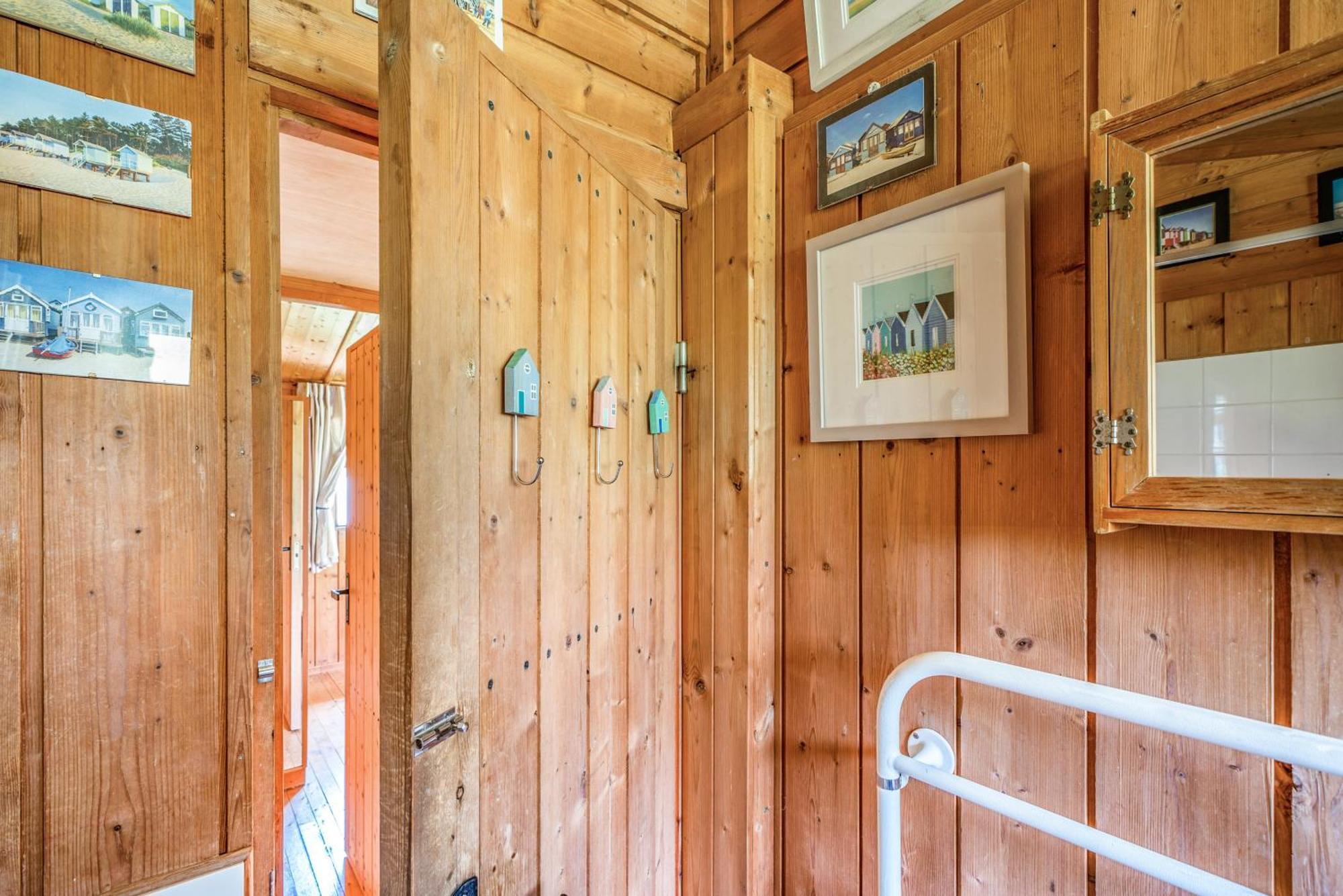 Scandinavian Style Lodge In Rock Wadebridge Eksteriør bilde