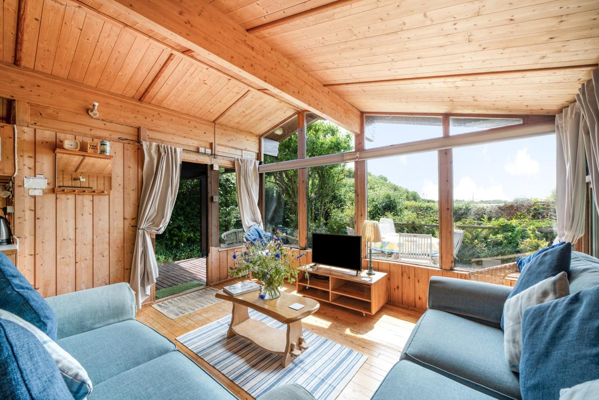 Scandinavian Style Lodge In Rock Wadebridge Eksteriør bilde