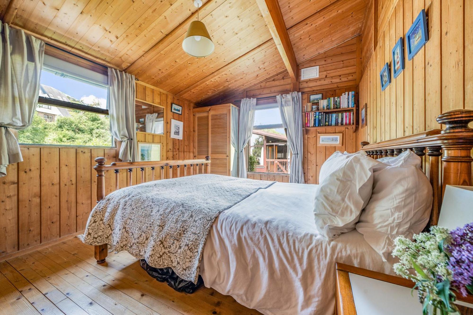 Scandinavian Style Lodge In Rock Wadebridge Eksteriør bilde